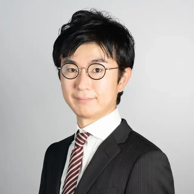 隣 良太郎